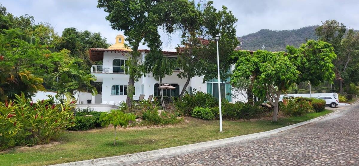 Villa Martha Garza Blanca - Private Heated Pool 巴亞爾塔港 外观 照片