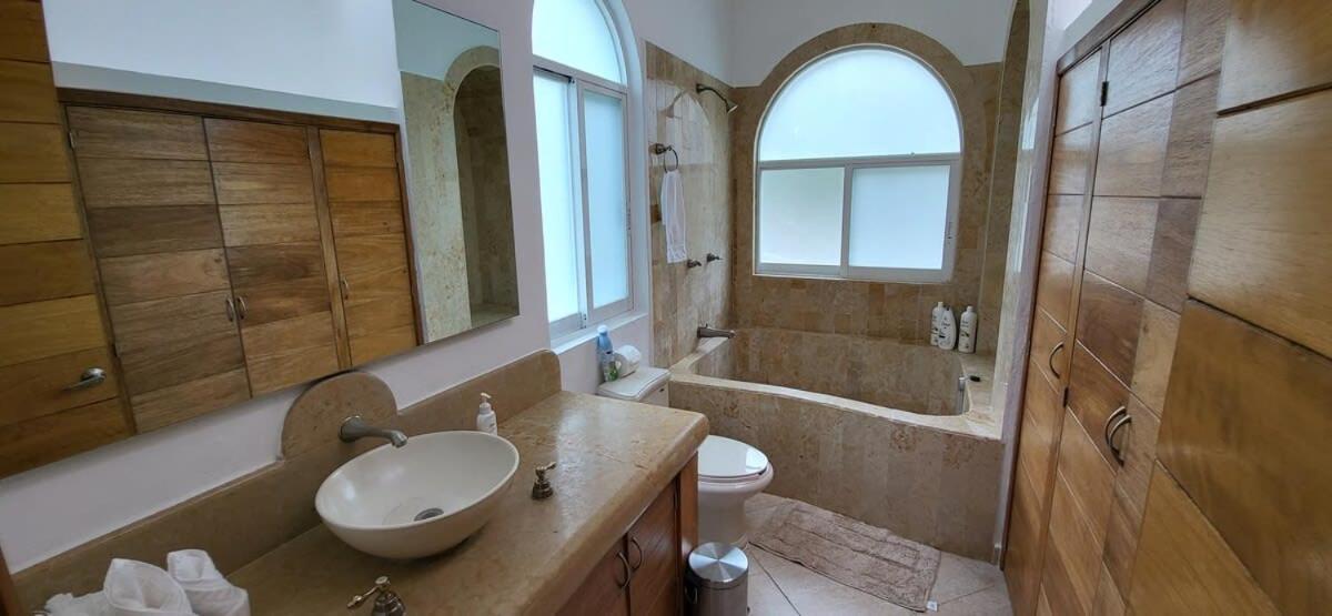 Villa Martha Garza Blanca - Private Heated Pool 巴亞爾塔港 外观 照片