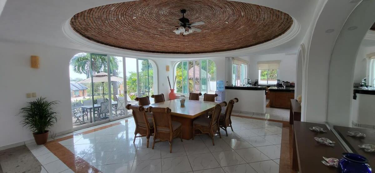 Villa Martha Garza Blanca - Private Heated Pool 巴亞爾塔港 外观 照片